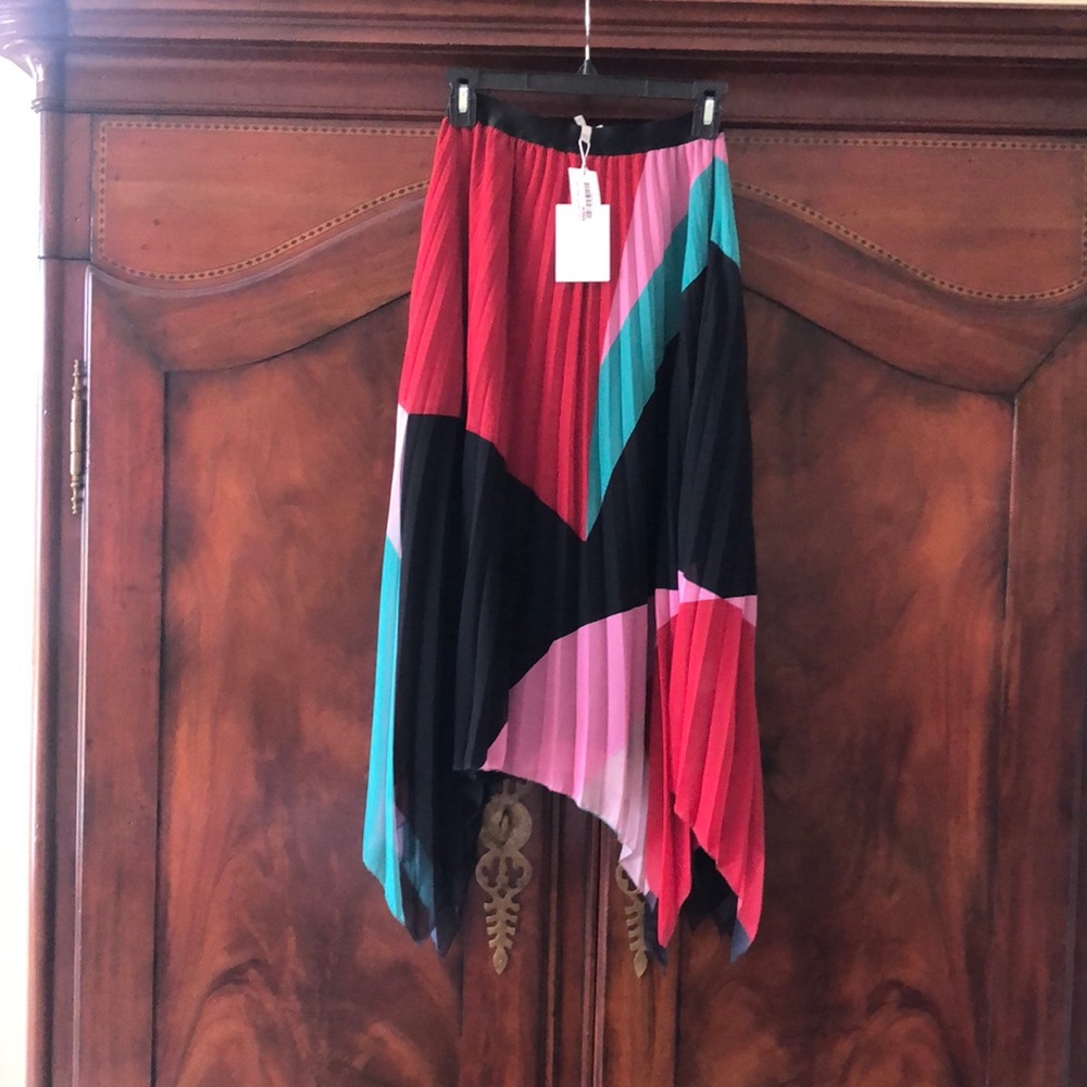 Joie color block, asymmetrical shirt